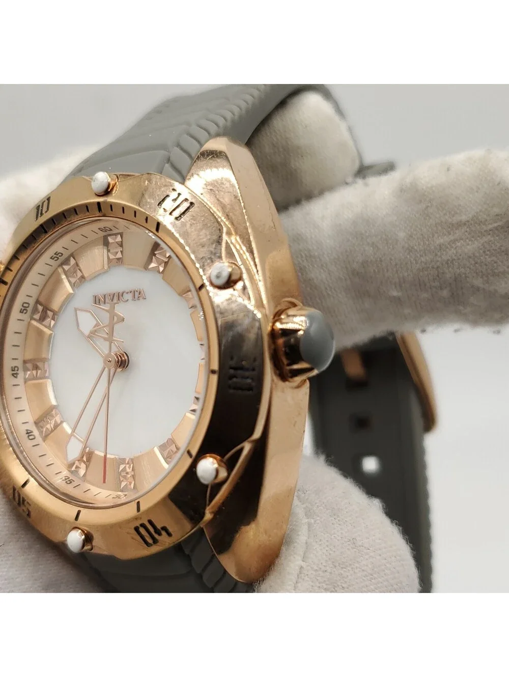 Invicta Venom 30973 Womens Watch 38mm Rose Gold Tone New Battery